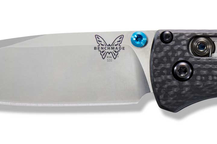 Studio photo of the benchmade bugout 535 blade detail. 