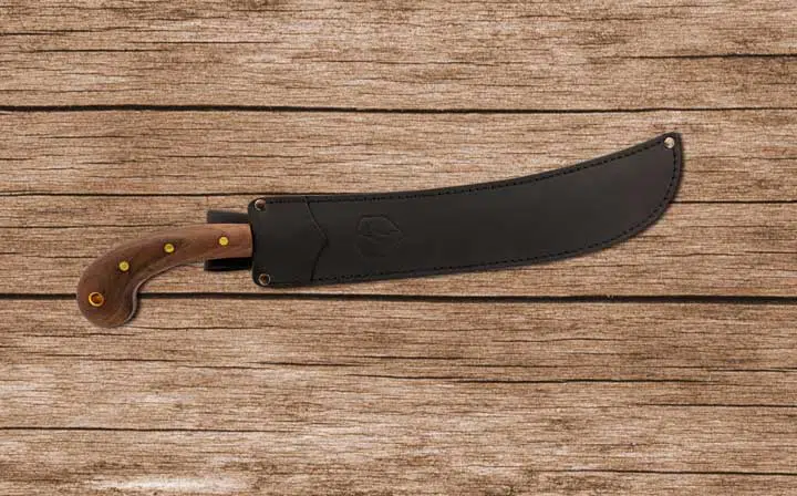 Photo of the Condor Golok Machete with sheat. 